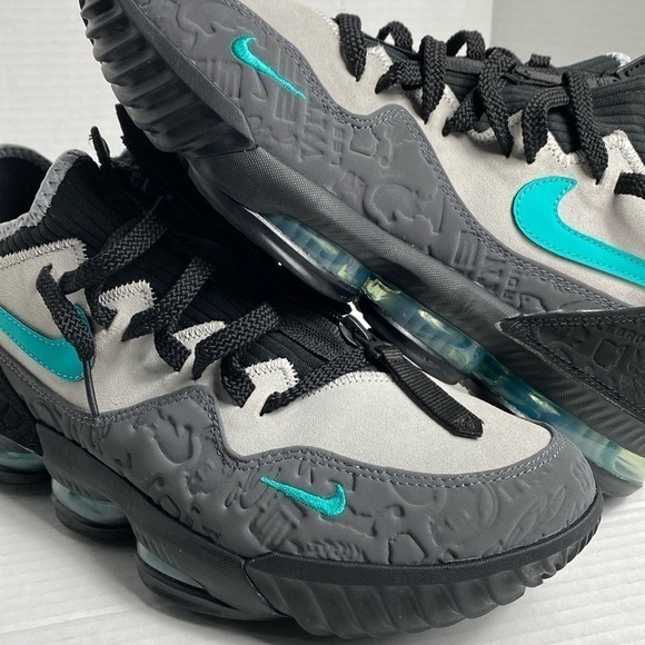 Nike Atmos x LeBron XVI 16 size 9.5 - Picture 1 of 10